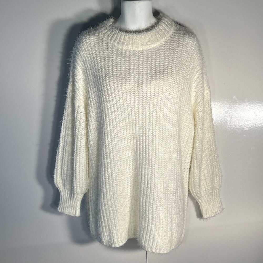 Wisteria Lane SZM Ivory Soft Chunky Sweater Dress Minimalist Modern Milan Capsul